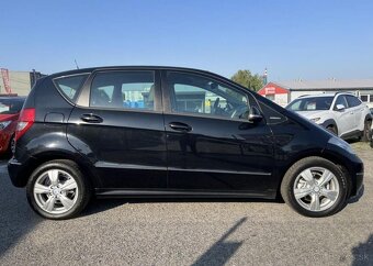 Mercedes-Benz Třídy A A 160 1.5i AVANTGARDE AUTOMAT benzín - 4
