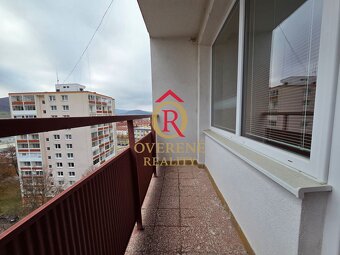 Na predaj veľký 3 izbový byt s komorou a 4 lodžiami v centre - 4