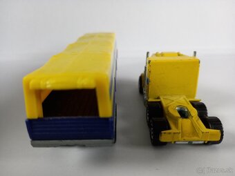 MATCHBOX CONVOY - PETERBILT MICHELIN - 4
