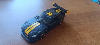 Predám stavebnicu Pretekárske auto 666026 - 4