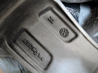 Volkswagen elektróny + pneu 215/55 R17 Passat B8 - 4