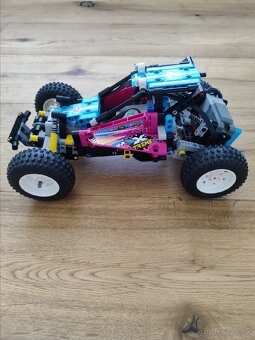 Lego Technic RC 42124 - 4