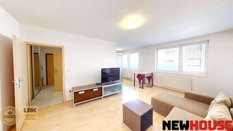 Na prenájom 2 izbový byt s balkónom, bezproblémovým parkovan - 4