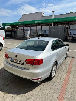 Volkswagen Jetta 1.6 TDI – 77kW, 2012, 260ххх km - 4