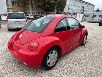 VW New Beetle - 4