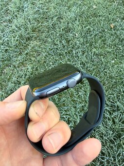 Apple Watch SE 44mm - 4