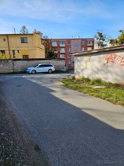 Prenajmen garáž 18m² za Soc. poisťovňou,pri OC Novum, vjazd - 4