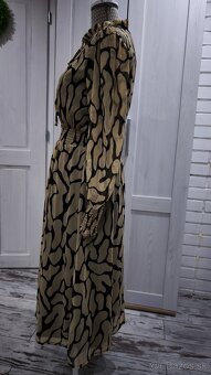 Elegantné midi šaty - 4