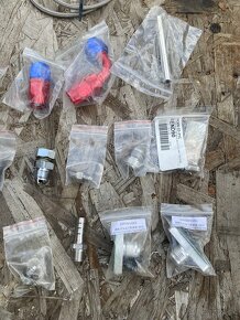 Predám olejové hadice a spojky - 4