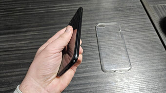 Apple iPhone SE 2020 - nová batéria - 4