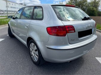 Audi A3 Sportback 1.6 benzin 1.majitel - 4