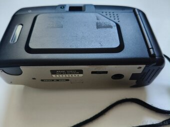 Starý klasický fotoaparát Minolta AF 25 Autofocus - 4