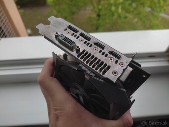 RX 580 8gb ASUS STRIX - 4