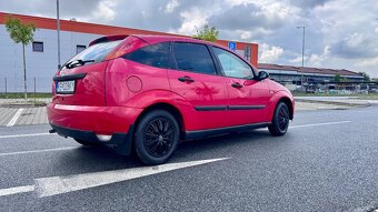 Ford focus 1.4 - 4