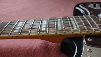 Predám Fender Squier Classic Vibe 70s Jaguar LRL Black - 4