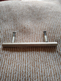 Nábytkové úchytky - 4