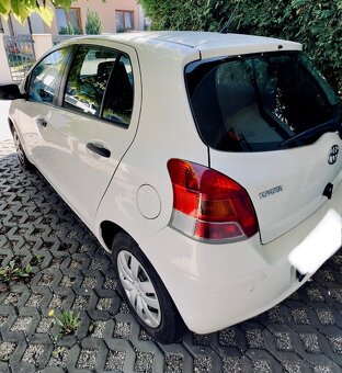 Toyota Yaris - 4