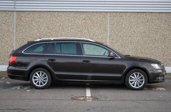 ŠKODA SUPERB 2.0 TDI DSG - 4