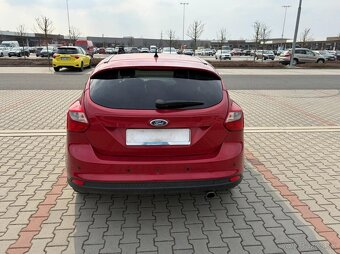 Ford Focus 1.6 EB 110kw TOP VÝBAVA - 4