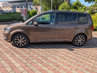 Volkswagen Touran 1.6 TDI Comfortline - 4