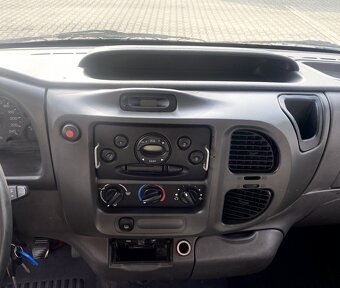 Ford Transit Valník, Long, Dvojkabína, 7-miest., 2,4TDCi - 4