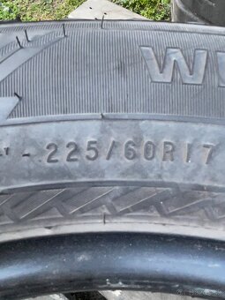 Nokian 225/60 R17 4x=200e - 4