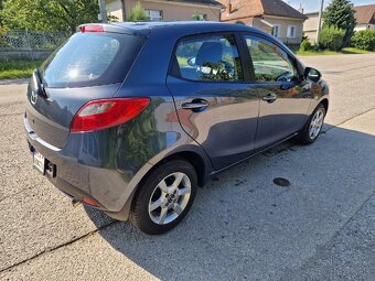 Mazda 2 1.3i - 4
