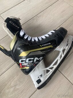 CCM Tacks AS-V Pro - 4