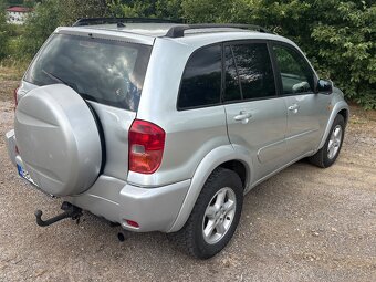 Toyota rav4 - 4