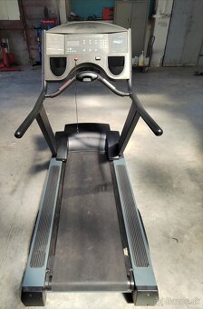 Bežiaci pás Life fitness 9500 - 4