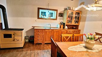 Vidiecke sídlo na polosamote Ábelovských Lazov - 4