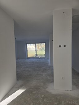 Pinky Real - Novostavba v Slovenskej Novej Vsi - 4