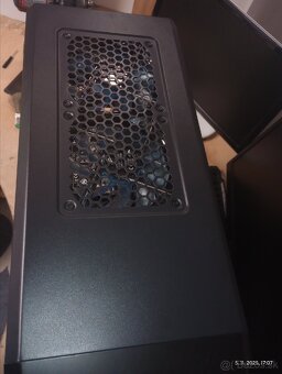 Evolveo počítač - 4