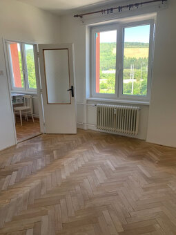 Na predaj trojizbový byt vo Veľkom Šariši - 4