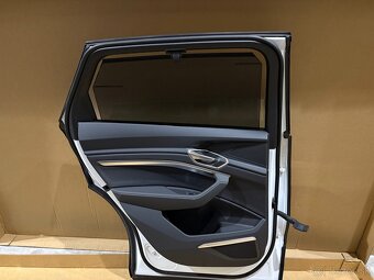 Ľavé zadné dvere Audi Q8 etron - 4