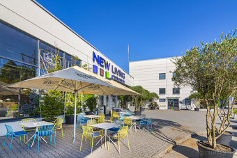 Prenájom showroomu 734m² v obchodnom centre NEW LIVING CENTE - 4