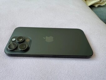 iPhone Pro Max 512gb black titanium - 4