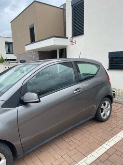 Mercedes Benz A - 4