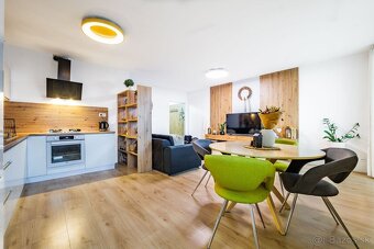 Ponúkam elegantný 3 izbový byt na sídlisku Dargovských hrdin - 4