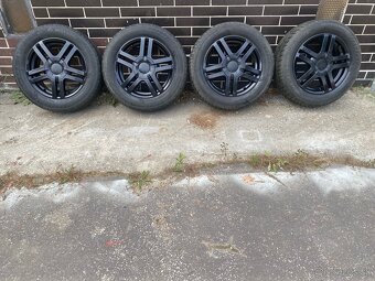 Predám zimné pneumatiky s diskami 195/60 R17 - 4