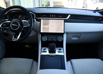 Jaguar F-Pace D200 AWD R-DYNAMIC ZÁRUKA PANO 150 kw - 4