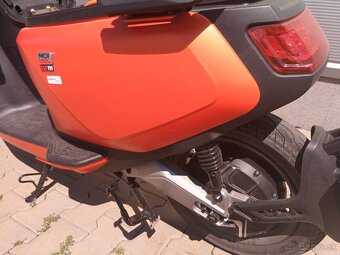 Elektro skúter NIU GT- Evo - 4
