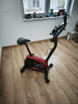Predám takmer nepoužívaný stacionárny bicykel (rotopéd) - 4