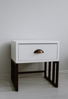 Nočny stolik - 4