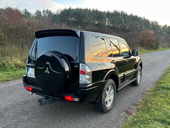 Mitsubishi pajero - 4