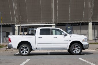 Dodge RAM 1500 / 4x4 / LARAMIE / 295kW / AT8 - 4