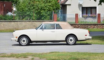 Rolls-Royce Corniche - 4