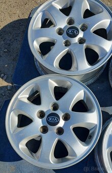 Alu kola 5x114,3 R15 Kia - 4