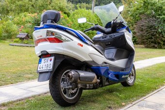 Suzuki Burgman 400 Limited Edition - 4