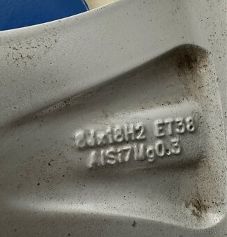 #15 Elektróny originál Volkswagen r18 - 4